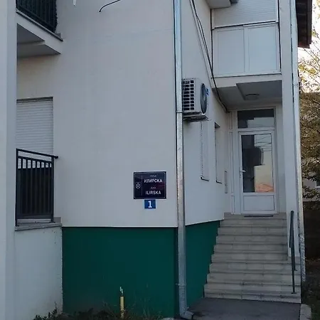 Apartment Aerport M&m Surcin